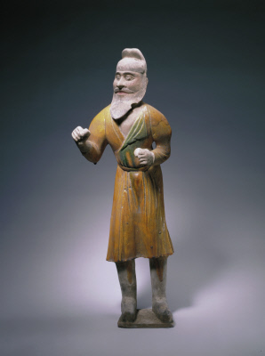 图片[1]-Three-color Hu figurine-China Archive